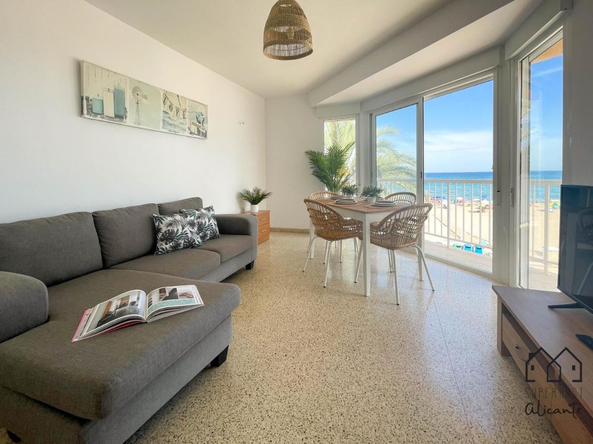 Maravillosas Vistas A La Bonita Playa De Campello. إل كامبيلو المظهر الخارجي الصورة